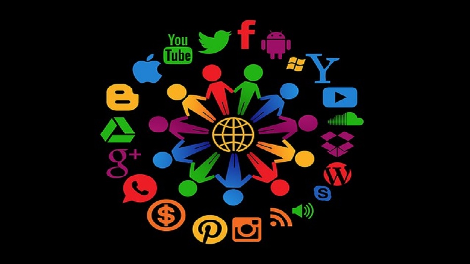 gestion des réseaux sociaux-optiserv