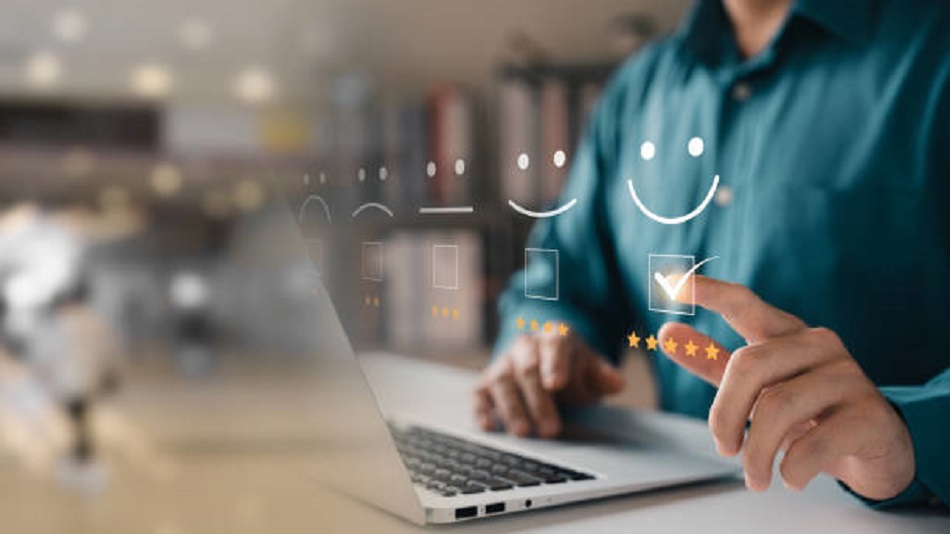 Concept d'enquête de satisfaction client - Gérer la relation client e-commerce - Optiserv