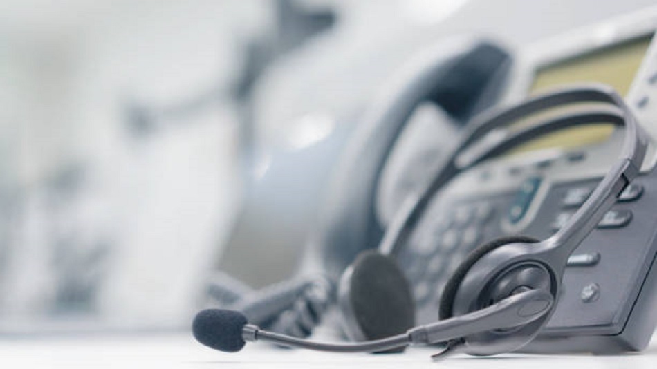 gros plan du casque du centre d'appels et de la VOIP pour la technologie de communication - cotation téléphonique - Optiserv